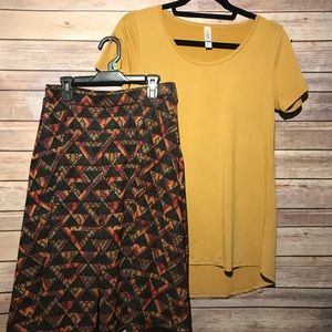 Lularoe Madison skirt and Classic T